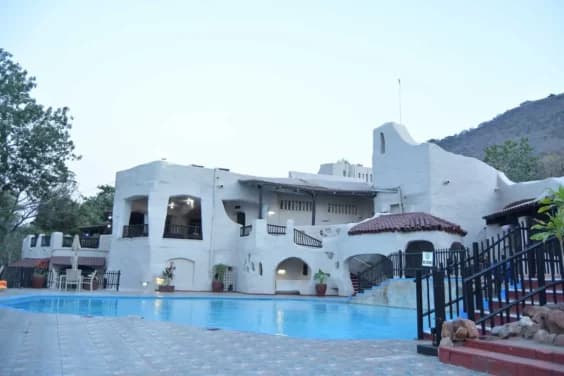 Caribbea Bay Resort & Casino 1